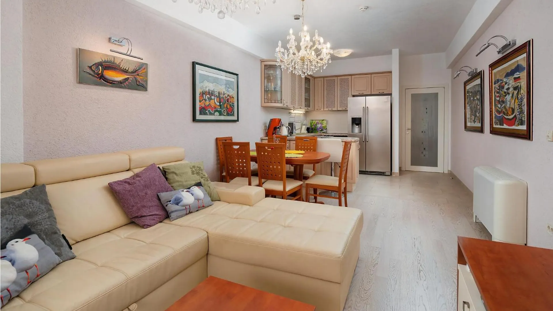 3 Bedroom Cozy Apartment In Mošćenička Draga