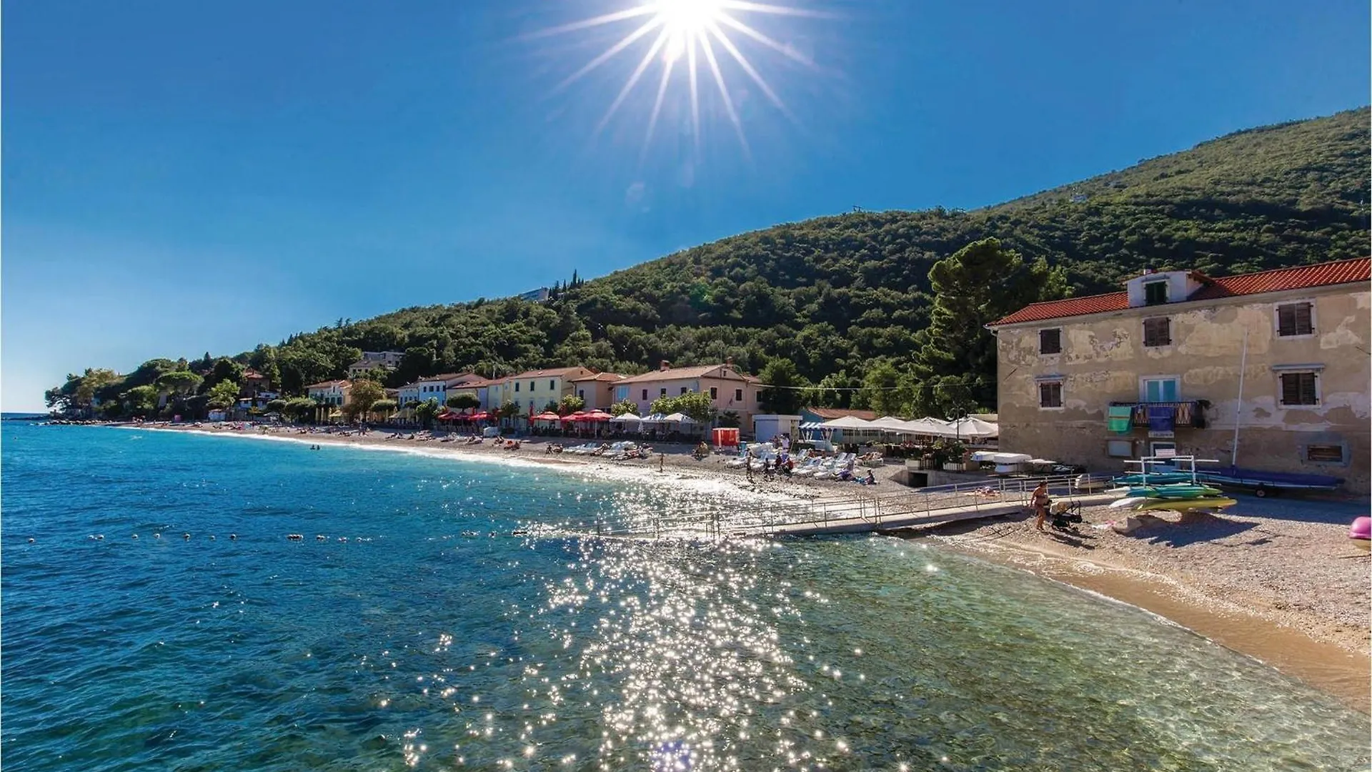 3 Bedroom Cozy Apartment In Mošćenička Draga